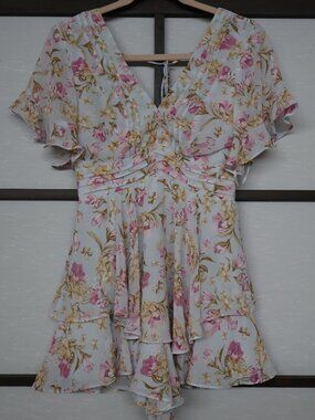 Selfie Leslie / Saints + Secrets Golden Light Floral Blue Pintuck Romper Size S